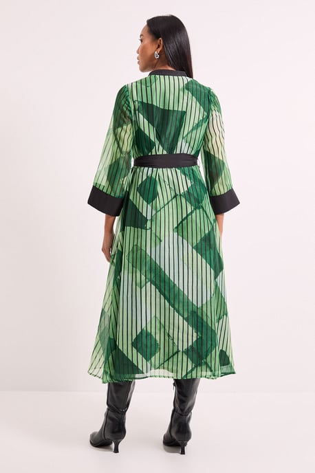 Belted Contrast Detail Collarless Shirt Dress - Image 3
