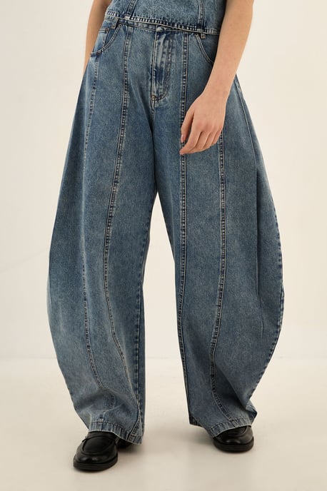 Seam Detail Balloon Leg Denim Jean - Image 2