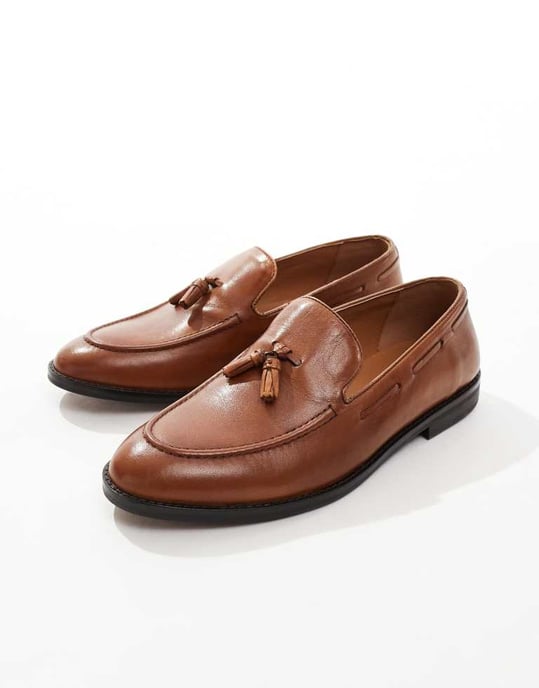 ASOS DESIGN loafers in tan leather with tassel - Image 4