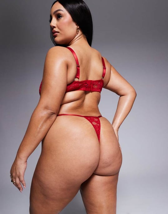 ASOS DESIGN Curve Margot lace tanga thong in red - Image 2