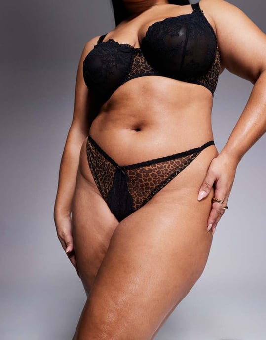 ASOS DESIGN Curve Naomi tanga thong in lace & leopard print - Image 4