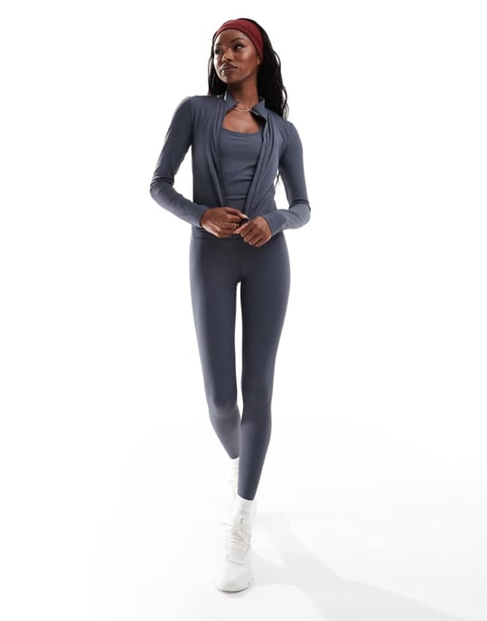4505 active rib zip up performance track top in navy - Image 4