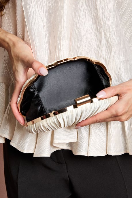 Coral Ruched Satin Shell Shaped Clutch Bag - Image 3