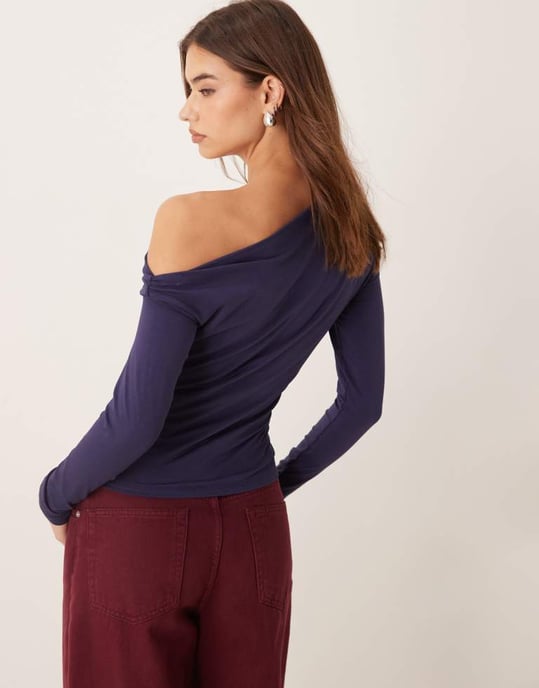 Abercrombie & Fitch asymmetric off the shoulder long sleeve top in navy - Image 3