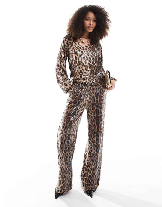 Threadbare leopard print tie front sequin long sleeve top - Image 4