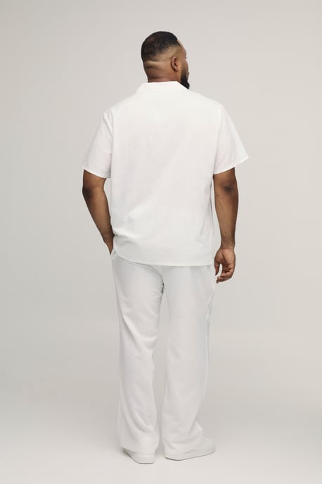 Plus Holiday Linen Blend Oversized Shirt & Relaxed Trouser Set - Image 3