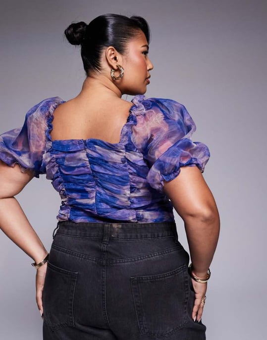 In The Style Plus puff sleeve organza bodysuit in purple print - Image 4