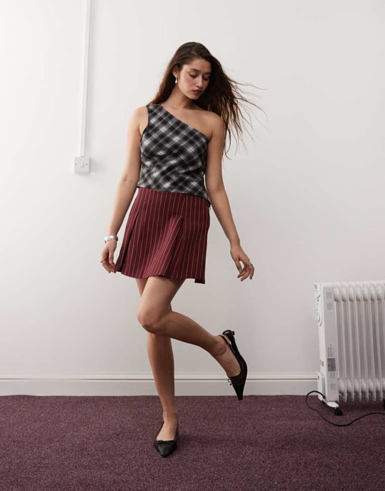 Reclaimed Vintage tailored skort in burgundy pinstripe - Image 2