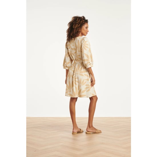 Smashed Lemon Jurk met beige bloemenprint in travelstof | - Image 2
