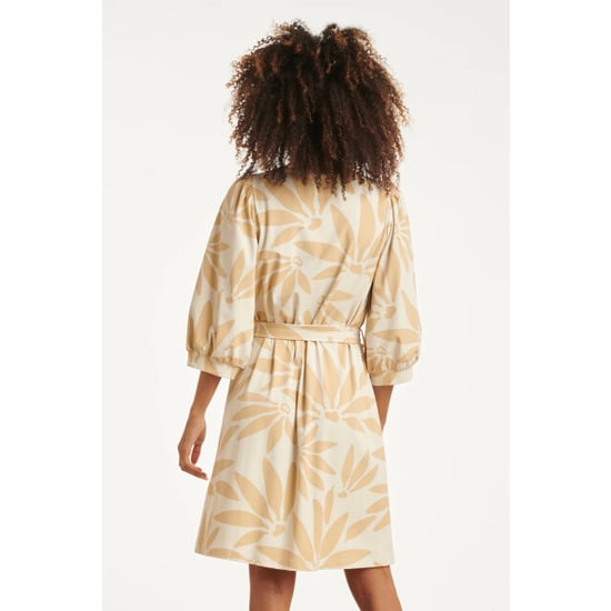 Smashed Lemon Jurk met beige bloemenprint in travelstof | - Image 3