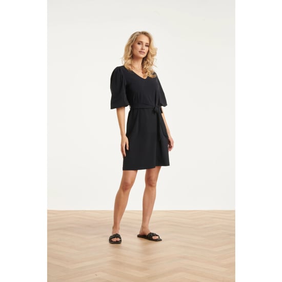 Smashed Lemon Korte travel kwaliteit v-hals jurk met ceintuur | - Image 4
