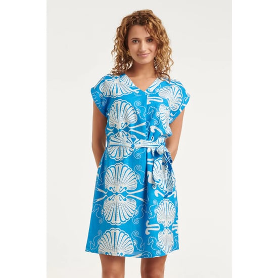 Smashed Lemon Blauwe jurk met witte schelpenprint en ceintuur | - Image 1