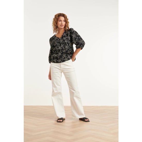 Smashed Lemon Dames blouse met verfijnde bloem print en v-hals | - Image 6