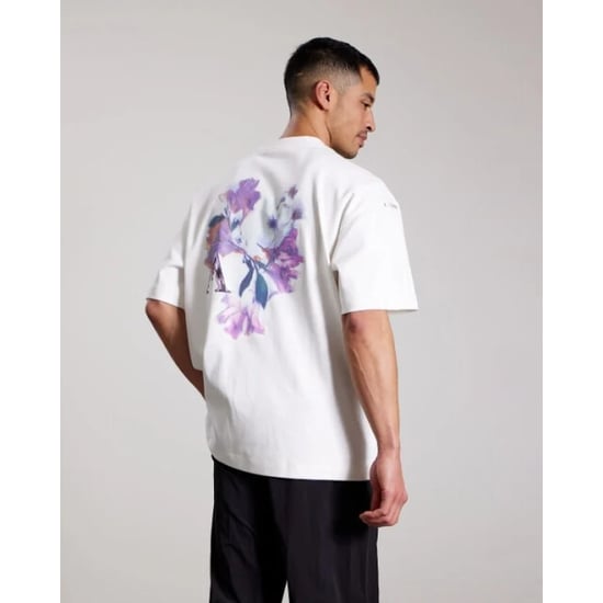 Aeden Tauriel tee off - Image 1