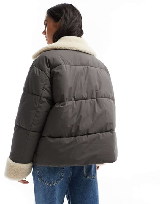 ASOS DESIGN borg collar and cuff puffer jacket in charcoal - Image 4