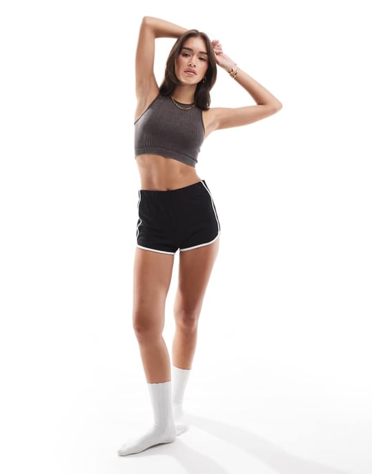 ONLY seamless ribbed crop top in washed black - Image 3