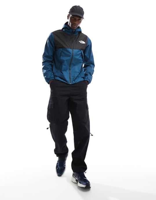 The North Face Mountain Quest insulated waterproof jacket in navy - Image 4