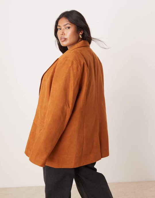 ASOS DESIGN Curve oversized suede blazer in rust - Image 3