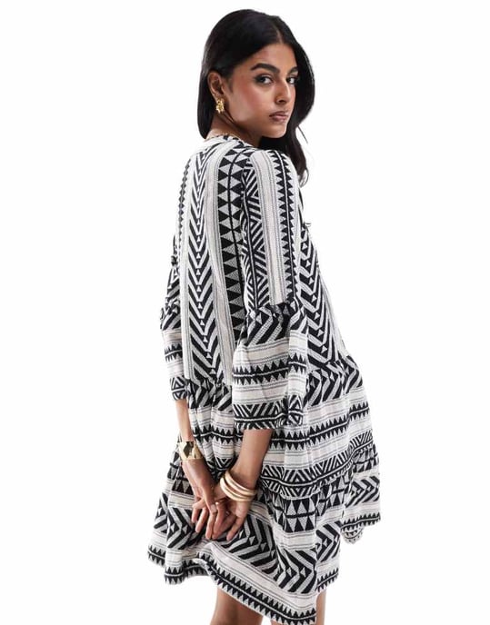 Accessorize aztec print mini beach kaftan in dark brown and white - Image 4