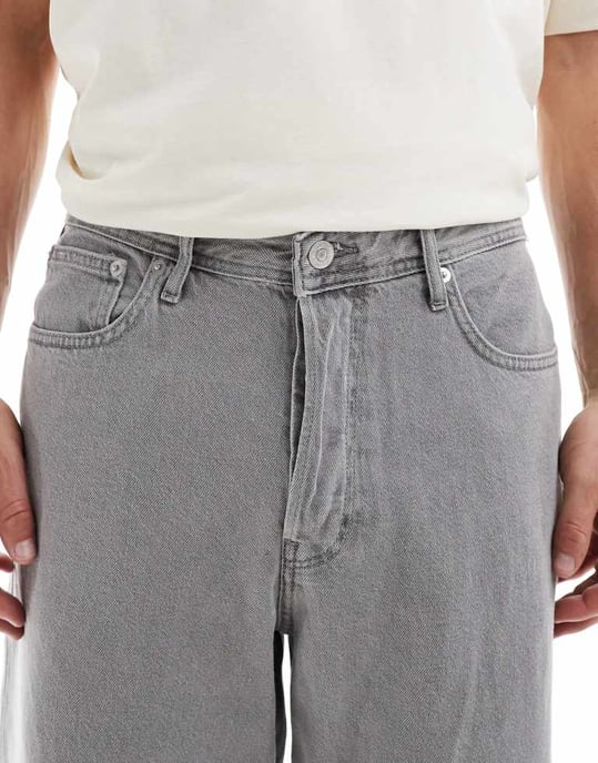 ONLY & SONS Fade rigid loose fit jeans in grey - Image 4