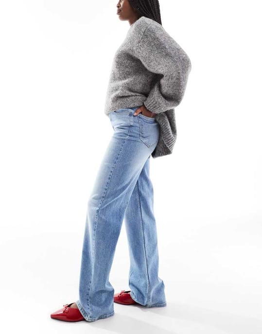 ONLY Maddie extra high waist dad jeans in light blue wash - Image 2