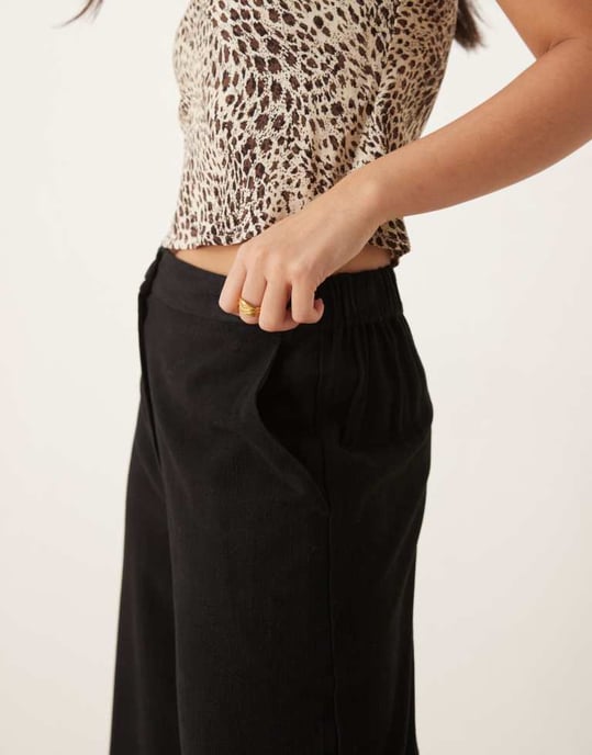 ASOS DESIGN relaxed straight leg trousers with linen in black - Image 3