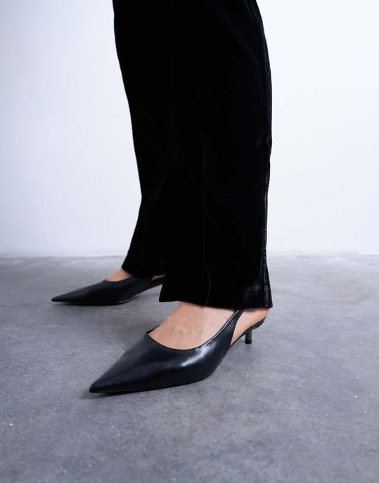 Topshop velvet pintuck slim leg with split in black - Image 4