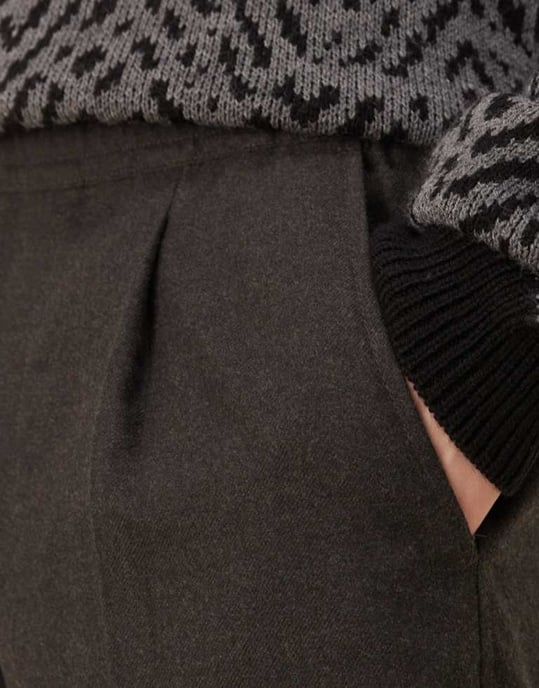 Abercrombie & Fitch pull on loose trousers in charcoal - Image 3