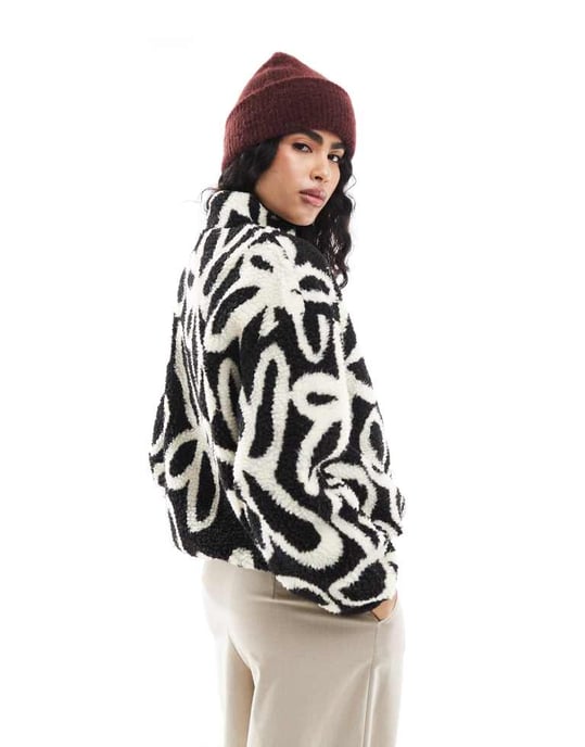 ONLY button down borg fleece in white floral - Image 2