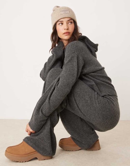 JDY knitted trouser co-ord in charcoal - Image 2