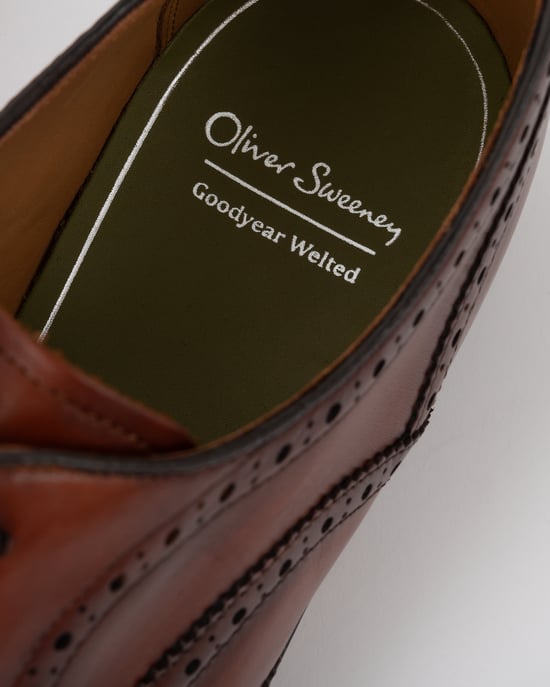 Hunstanton Oxford Shoes in Brown - Image 3