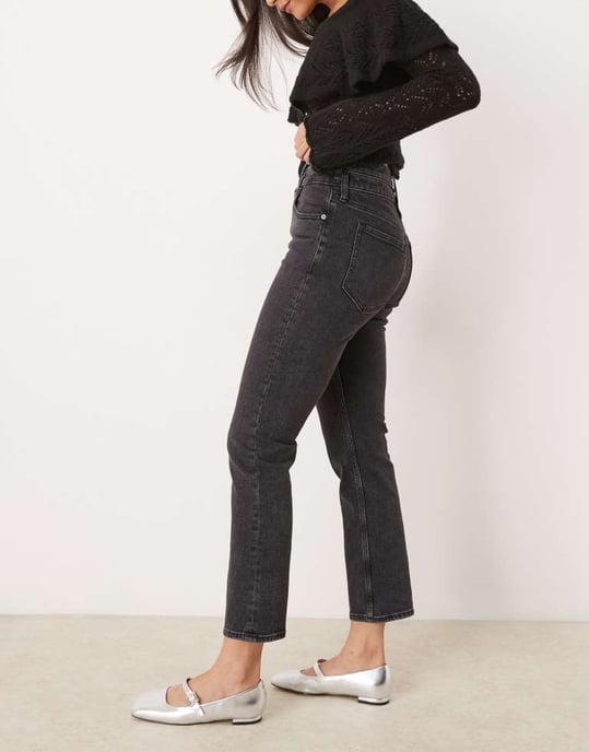 Abercrombie & Fitch double waistband straight fit jeans in black - Image 3