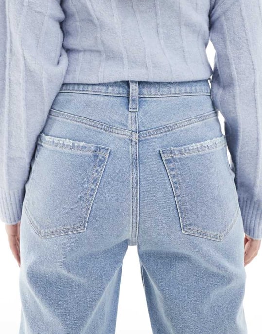 Hollister ultra high rise mom jean in clean blue wash - Image 4