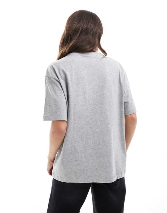 Cotton On boxy tee with Alberta graphic in grey - Image 3
