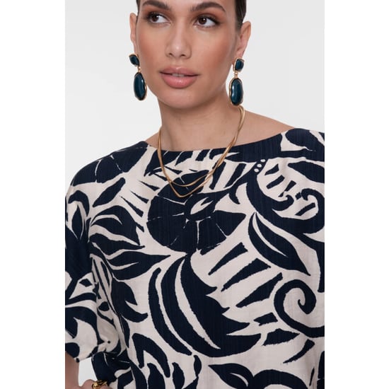 Geisha 63236-26 675 top flower bi-color navy/off-white - Image 6