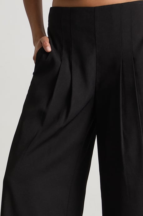 Extreme High Waisted Wide Leg Pleated Tailored Trousers - Image 4