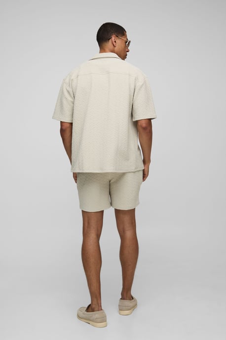 Short Sleeve Oversized Diamond Stretch Shirt & Short Set - Image 2
