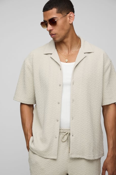 Short Sleeve Oversized Diamond Stretch Shirt & Short Set - Image 3