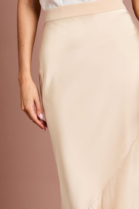 Satin Detail Fitted Skirt - Image 4