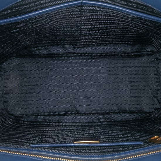 Tweedehands Grote Saffiano Lux Galleria Double Zip Tote - Image 4