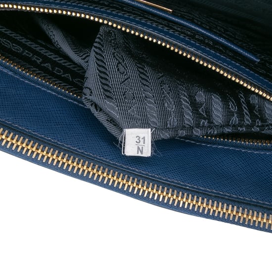 Tweedehands Grote Saffiano Lux Galleria Double Zip Tote - Image 6