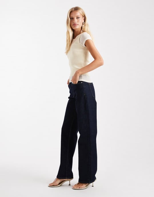 ASOS DESIGN comfort stretch straight leg jean in rinse - Image 3
