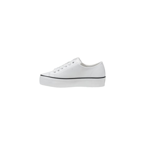Calvin Klein Jeans Svarta och Vita Läder Plattform Sneakers - Image 3