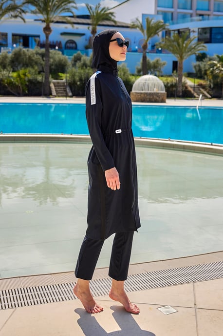 Zwarte, bescheiden badmode Burkini-set met volledige dekking - Image 3