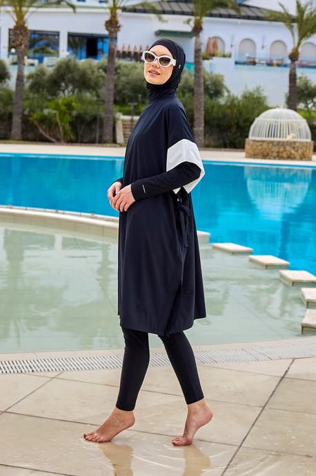 Black Burkini Set Full Coverage Modest Islamic Swimwear - Image 2