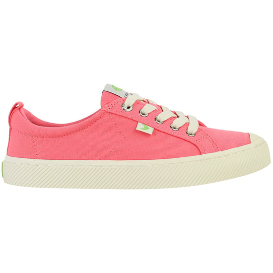 Cariuma OCA Unisex Pink Plimsolls - Image 1