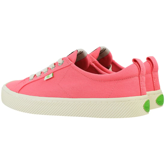 Cariuma OCA Unisex Pink Plimsolls - Image 3