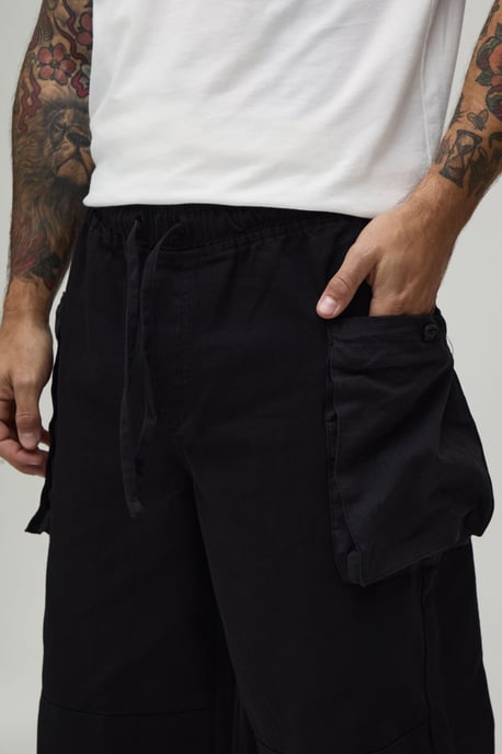 Baggy Fit Elasticated Bellow Pocket Cargo Trousers - Image 3