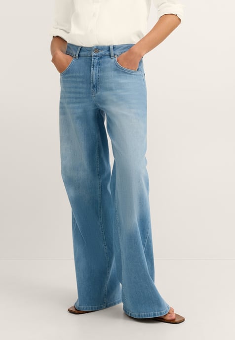 Bugatti Damen Jeans met moderne pasvorm, 5 zakken, licht uitlopend - Image 1