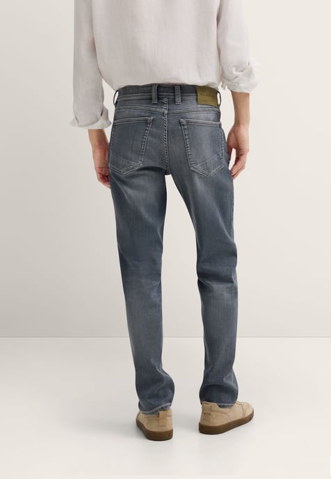 Bugatti Herren Jeans van Italiaans premium denim - Image 2